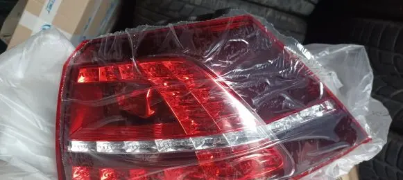 Volkswagen Golf VII Rear/tail lights 5G0945208