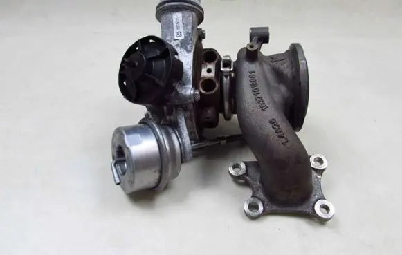 Volvo XC40 Turbo 32257071-AA 32257071 53742