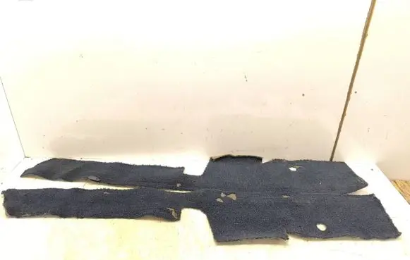Mercedes-Benz W123 Front floor carpet liner 