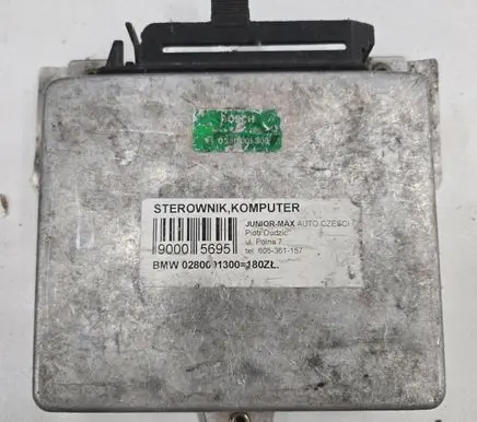 BMW 5 E28 Engine control unit/module 0280001300