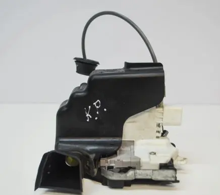Audi A4 S4 B9 8W Front door lock 8X2837016B