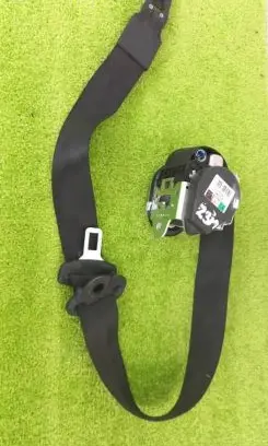 Audi A4 S4 B6 8E 8H Front seatbelt 560788501