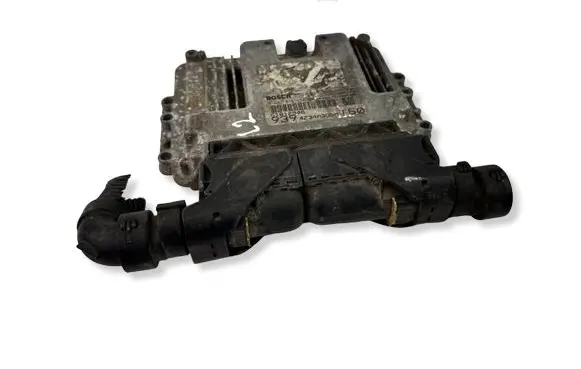 Alfa Romeo 166 Engine control unit/module 51812906 0281013138 4234A30BM