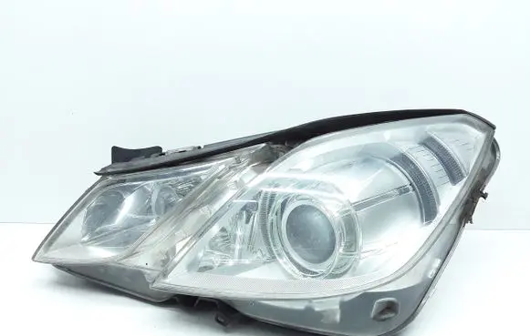 Mercedes-Benz E C207 W207 Headlight/headlamp A2078204361