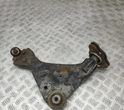 Mercedes-Benz Vito Viano W447 Front lower control arm/wishbone A4473301407