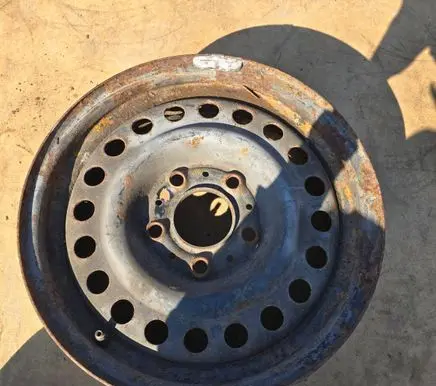 BMW 3 E46 R15 steel rim 1180067