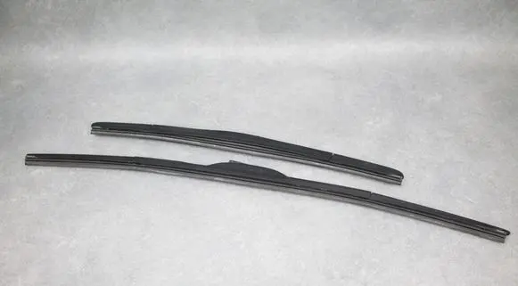 Honda Civic IX Windshield/front glass wiper blade 