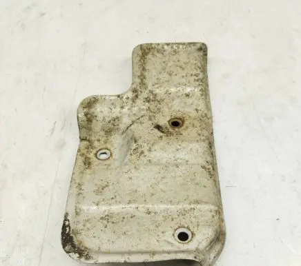Mercedes-Benz E W124 Other engine bay part 1041421020 A1041421020 M104