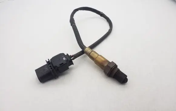 Skoda Octavia Mk2 (1Z) Lambda probe sensor 03C906262D 0258017006