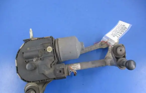 Seat Altea XL Front wiper linkage and motor 5P0955119C