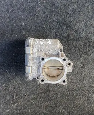 Ford Focus Throttle valve 7S7G9F991CA