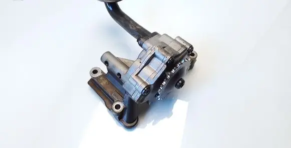 Volkswagen Touran I Oil pump 03G115105 038115121A