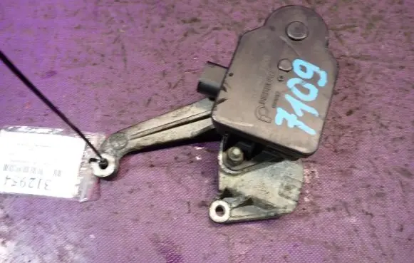 Opel Zafira B Other exhaust manifold parts 55205127