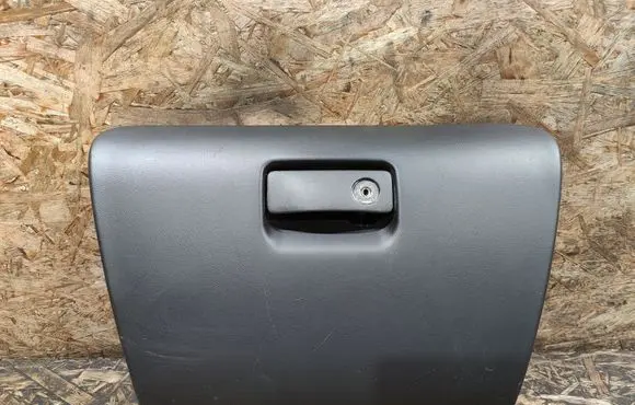 Jaguar XJS Glove box lid/cover GJA6141AB