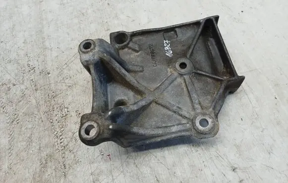 Mitsubishi Outlander A/C compressor mount bracket MN134179