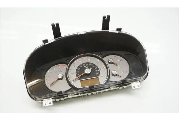 KIA Carens II Speedometer (instrument cluster) 94001-1D920
