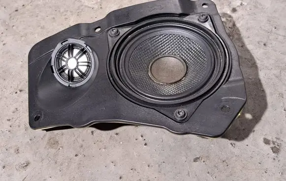 BMW 7 F01 F02 F03 F04 Parcel shelf speaker 65139151972