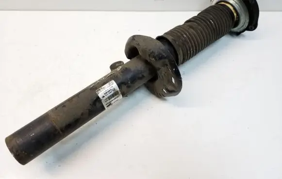 Volkswagen Jetta VI Front shock absorber/damper 5C0413031