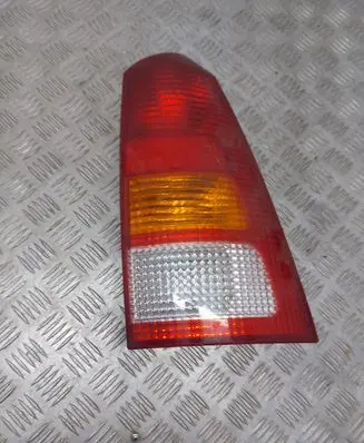 Ford Focus Rear/tail lights 13N004
