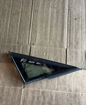 Seat Ibiza IV (6J,6P) Front triangle window/glass 