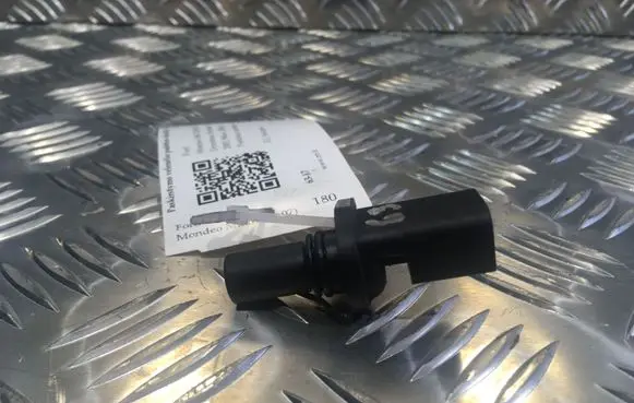 Ford Mondeo Mk III Camshaft position sensor 2S7Q12K073BB
