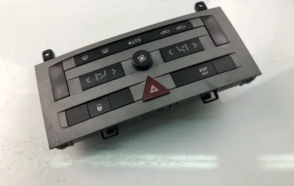 Peugeot 407 Interior fan control switch 96573322