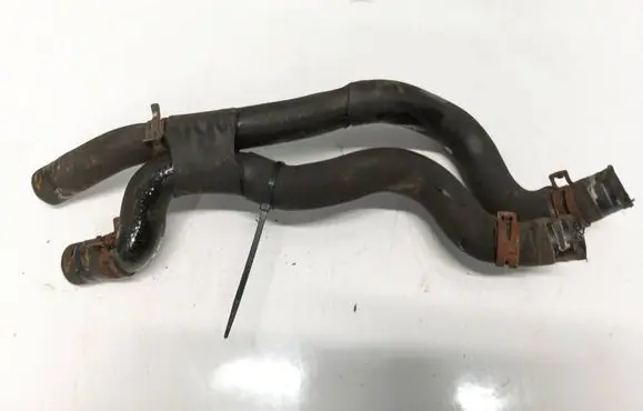 Skoda Fabia Mk2 (5J) Engine coolant pipe/hose 6q0122157ag