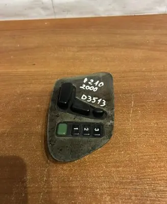 Mercedes-Benz E W210 Other switches/knobs/shifts D3513