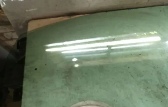 Opel Astra J Front door window glass four-door 43R001582