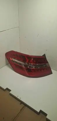 Mercedes-Benz E W212 Rear/tail lights A2128201164 775511 483005