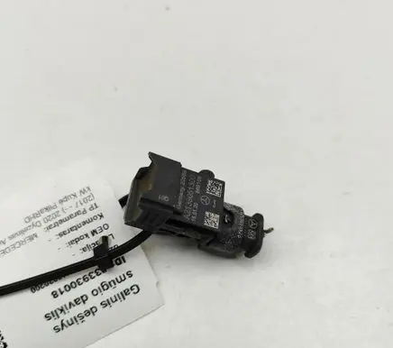 Mercedes-Benz CLS C257 Airbag deployment crash/impact sensor A2139051300