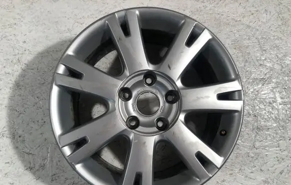 R18 alloy rim