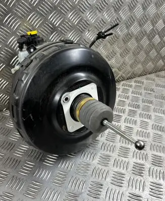 Audi Q7 4L Brake booster 7L8612101T