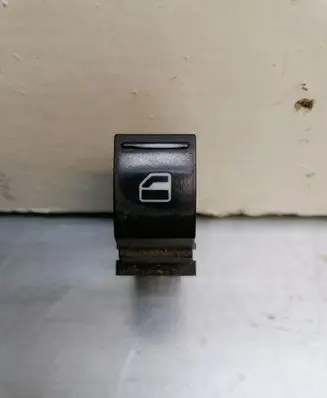 Volkswagen Golf V Electric window control switch 7L5959855B