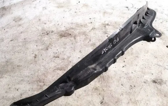 Honda Jazz Fender mounting bracket