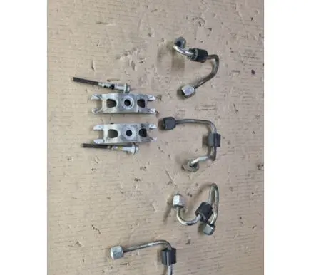Skoda Octavia Mk2 (1Z) Fuel injector supply line/pipe 