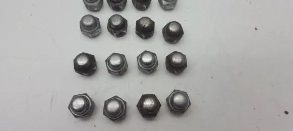 Nissan Note (E12) Nuts/bolts 