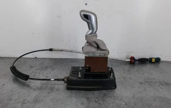 Gear shifter/selector
