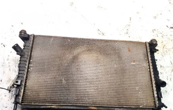 Volvo V50 Coolant radiator 3m5h8005tk