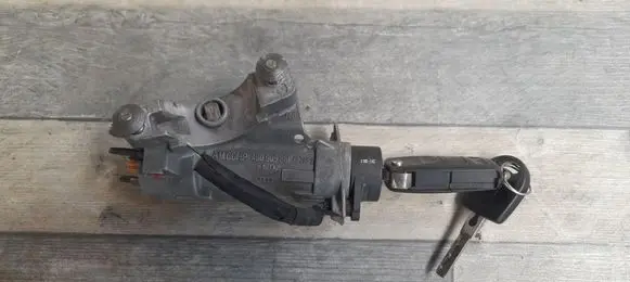 Seat Leon (1M) Ignition lock 4B0905851C