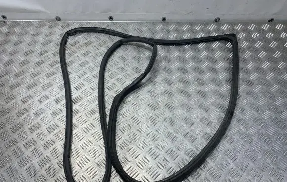 Mitsubishi Eclipse Cross Rubber seal front door (on door) 