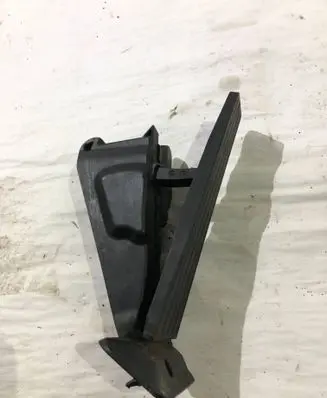BMW X5 F15 Accelerator throttle pedal 6853175 6PV01043533