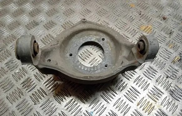 Peugeot 407 Front shock absorber mounting bracket G47036 06168M33