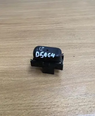 Mercedes-Benz E W210 Other switches/knobs/shifts 2108207910 D5164