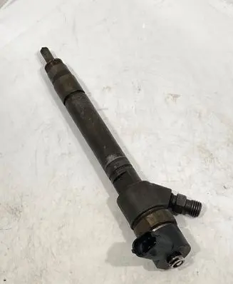 Volvo XC60 Fuel injector 30777526 55RFRZU2