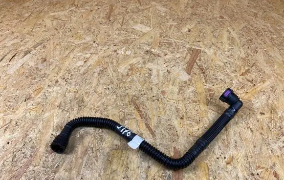 Land Rover Range Rover Sport L461 Engine coolant pipe/hose M8E28C481BE