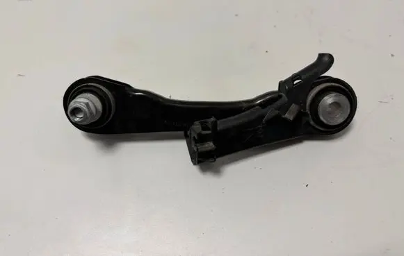 BMW 5 G30 G31 G38 Rear upper control arm/wishbone 6867537