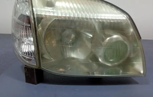 Nissan X-Trail T30 Headlight/headlamp ICHIKOH1682