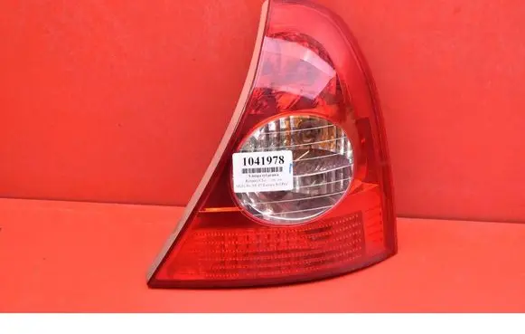 Renault Clio II Rear/tail lights 8200071414