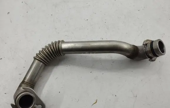 Ford Focus Coolant pipe/hose H6BG8C368AA